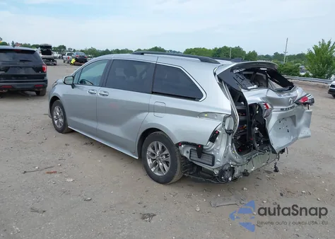 2022 Toyota Sienna Xle z USA, uszkodzony, nr VIN 5TDJSKFC4NS048133